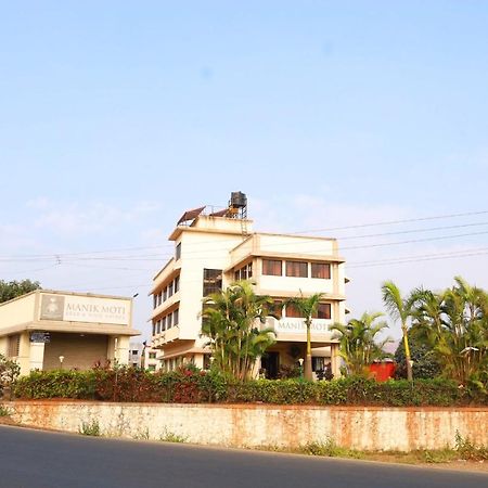 Hotel Manik Moti ロナバラ エクステリア 写真